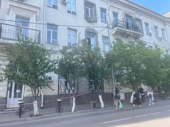 В Ростове экстренно эвакуировали поликлинику МВД на Московской