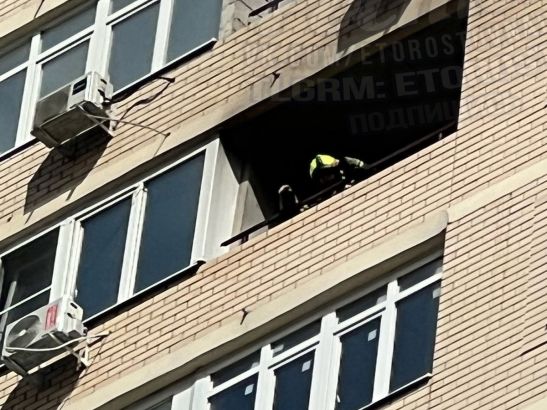 В Ростове при пожаре в квартире на Нансена спасли три человека