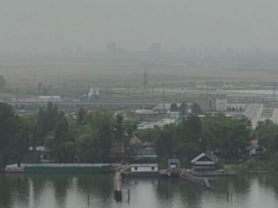 Жители Ростова 27 апреля стали свидетелями пыльной бури