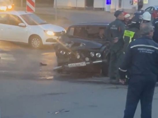 В Таганроге в ДТП пострадал 56-летний водитель «ВАЗа»