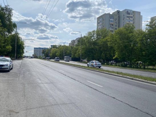 В Ростове на Таганрогской мотоциклист сбил пенсионерку