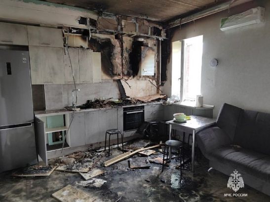 В Аксае из-за пожара в жилом доме были эвакуированы 15 человек
