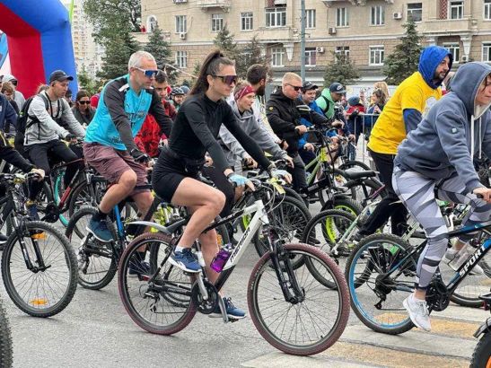 Тысячи ростовчан приняли участие в велопараде 26 мая