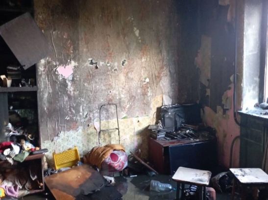 В Ростове на территории частного дома сгорела баня