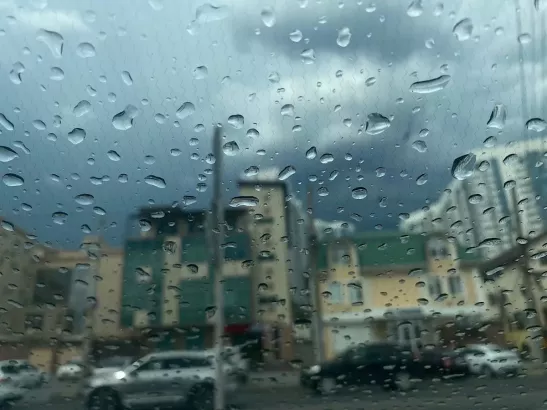 Штормовое предупреждение объявили в Ростовской области из-за сильных дождей
