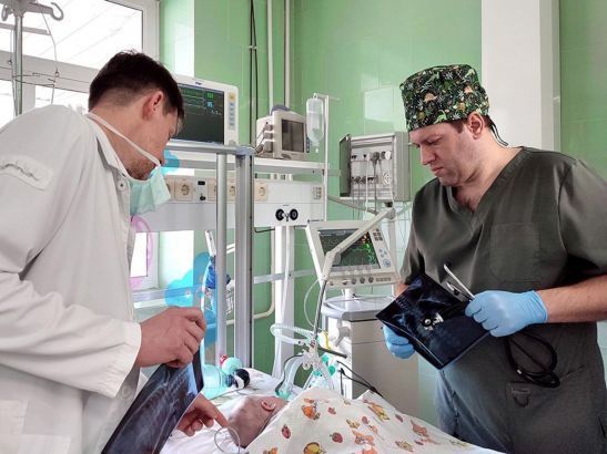 Кардиохирурги из Ростова спасли младенца с расщелиной грудины