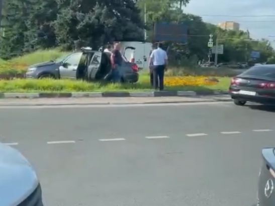 В Ростове на Буденновском в ДТП пострадали двое водителей