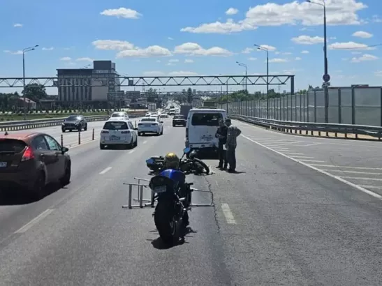 В Ростове водитель мотоцикла и его 14-летний пассажир пострадали в ДТП