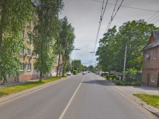 В Ростове школьник на самокате попал в больницу после ДТП