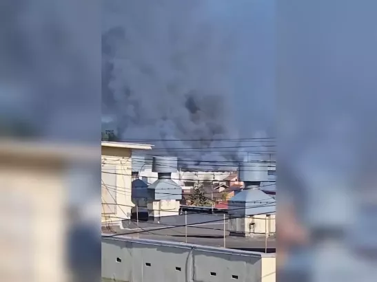 В Ростове потушили открытое горение на складе снабжения МВД