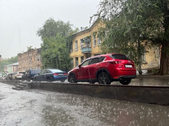 Внимание: в Ростовской области в ближайшие часы обещают дождь и усиление ветра