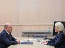 Председатель правительства РФ Михаил Мишустин встретился с советником губернатора Ростовской области Викторией Абрамченко
