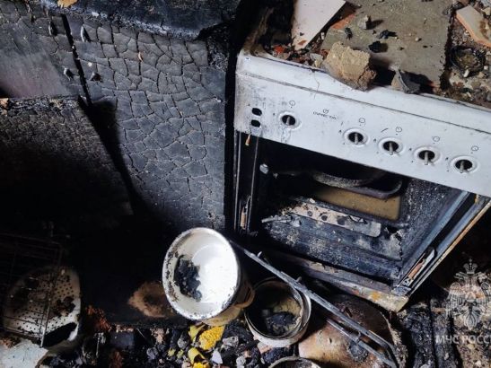 В Каменске пенсионерка спалила квартиру, пока готовила обед