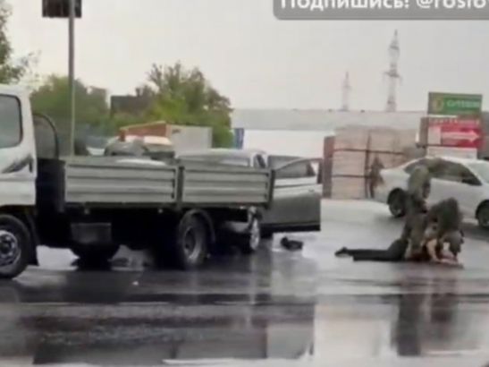 В Ростове полицейские во время перестрелки убили мужчину