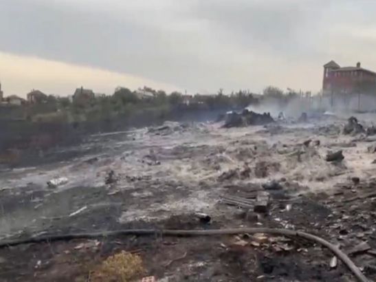 Площадь пожара в Мясниковском районе увеличилась до 2300 квадратных метров
