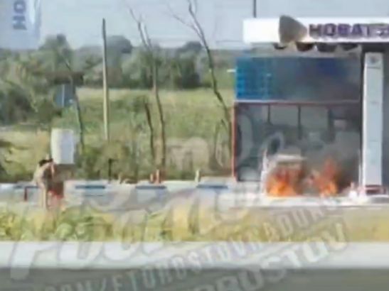 В Ростовской области пострадал человек при пожаре в автомобиле