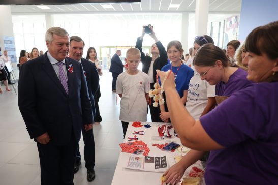 В Ростовской области первоклассникам из семей участников СВО передадут сертификаты и школьные принадлежности