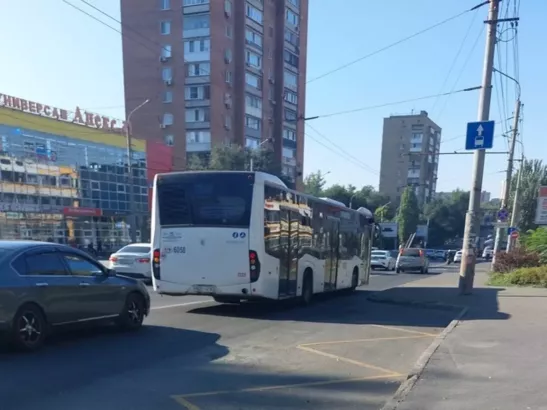 Ростовчане пожаловались на неработающие кондиционеры в автобусе № 33