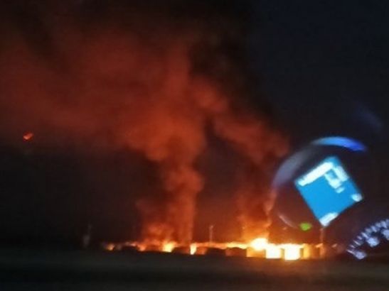 В Ростовской области потушили пожар на складе после атаки дронов