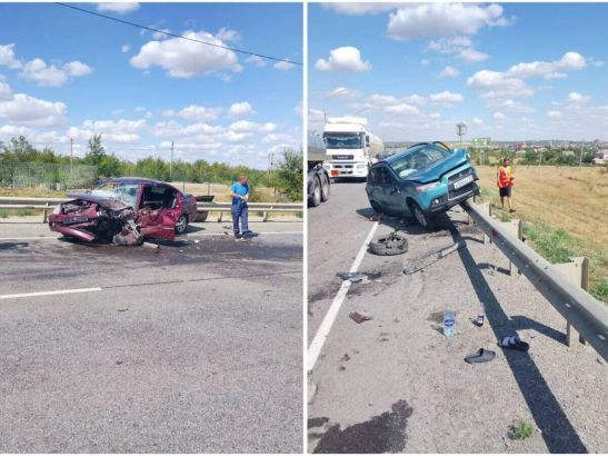 В жутком ДТП в Ростовской области два авто превратились в груду металла