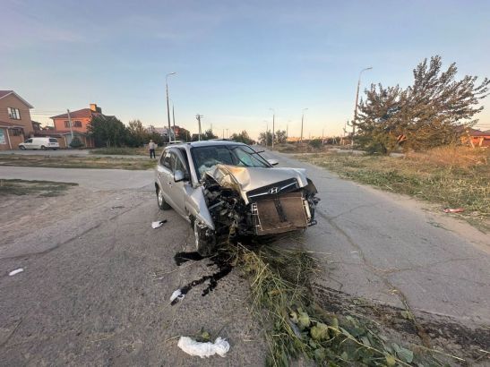 В Волгодонске водитель и двое пассажиров авто пострадали в ДТП