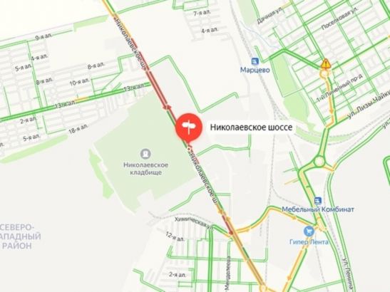 Под Таганрогом из-за пожара на складе образовалась пробка