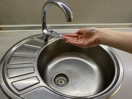 Жители ЖК «Акварель» в Ростове остались на сутки без горячей воды