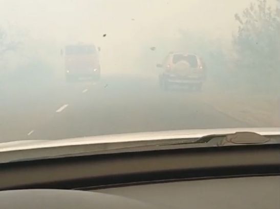 В Донецке спасатели не справляются с крупным пожаром и просят помощи у добровольцев