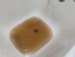 Ростовчане пожаловались на грязную воду из крана на Башкирской