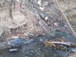 В Ростове жилой комплекс сливает сточные воды в местный ручей