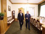 Экс-губернатор Ростовской области передал свой телеграм-канал Юрию Слюсарю