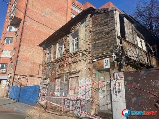 В Ростове на Соколова снесут аварийное двухэтажное здание