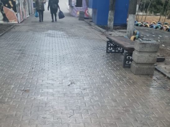 В ростовском парке имени Максима Горького устранили прорыв трубы