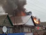 Крупный пожар тушат в Ростовской области