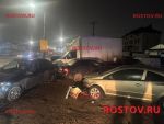 В Ростове массовой аварии из пяти машин пострадал молодой водитель