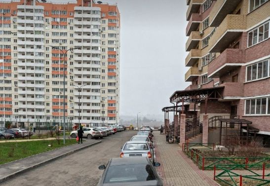 В Ростове голый мужчина разбился насмерть, выпав из окна многоквартирного дома