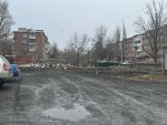В Новошахтинске гора мусора скопилась около детского сада №116