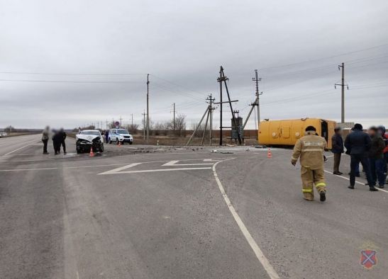 Число пострадавших детей в ДТП на трассе Волгоград - Сальск выросло до 10