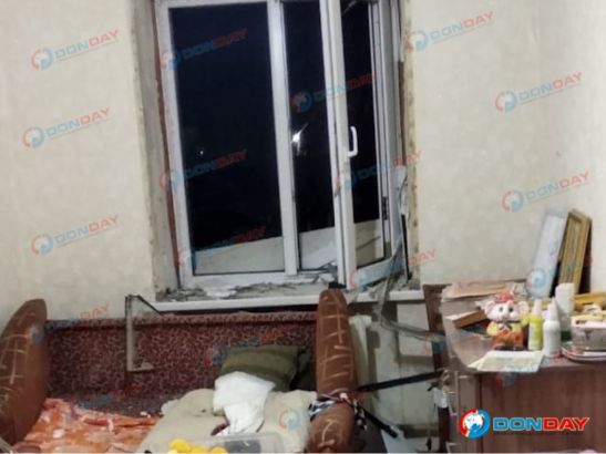 Жители дома, куда упали обломки БПЛА в Ростове, показали свои квартиры