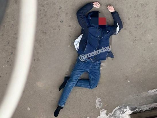 В Ростове молодой парень разбился насмерть, выпав из многоэтажки