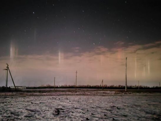 В Ростовской области жители заметили световые столбы