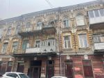 В Ростове задержали двух мужчин, пробравшихся в старинный доходный дом