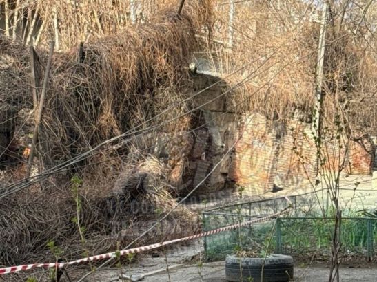 В Ростове обрушилась подпорная стена на Красноармейской