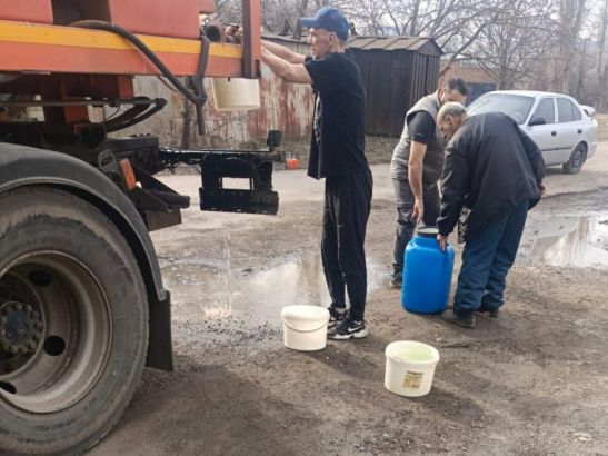 В Ростове глава Пролетарского района контролирует ситуацию с прорывом водопровода