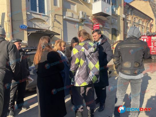 В Ростове владельцам сгоревших квартир на Обороны предоставят временное жилье
