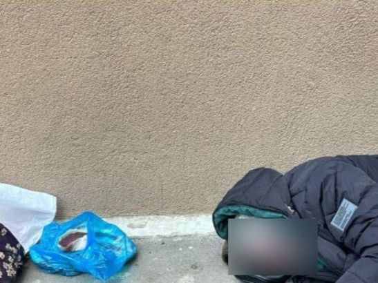 В Ростове на Коммунистическом умер пенсионер