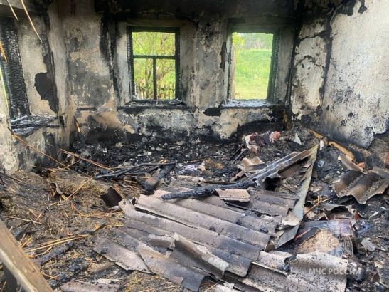 Пенсионерка погибла при пожаре из-за неисправной проводки в Ростовской области