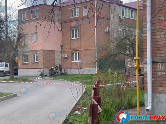 В Аксае ликвидировали упавший беспилотник на бельевые веревки