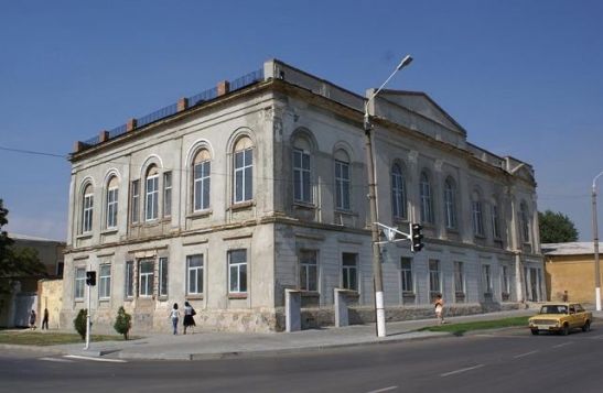 В Новочеркасске будут реставрировать здание дворянского собрания