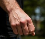 В Ростовской области 18-летний парень забил палкой до смерти дедушку